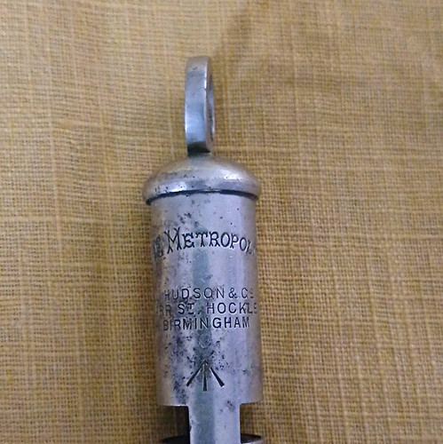 Metropolitan police whistle - metropolitan,