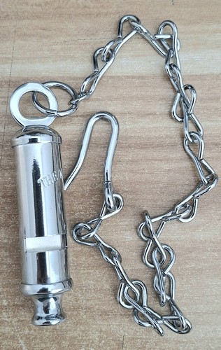 Metropolitan police whistle - metropolitan,