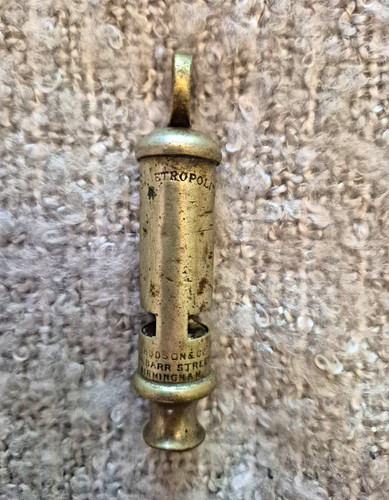 Metropolitan police whistle - metropolitan, j