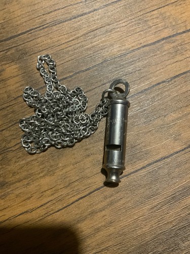 Metropolitan police whistle - metropolitan,